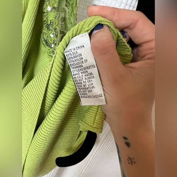 Embellished Lime Green Ribbed Tank Top - Picture 6 of 6